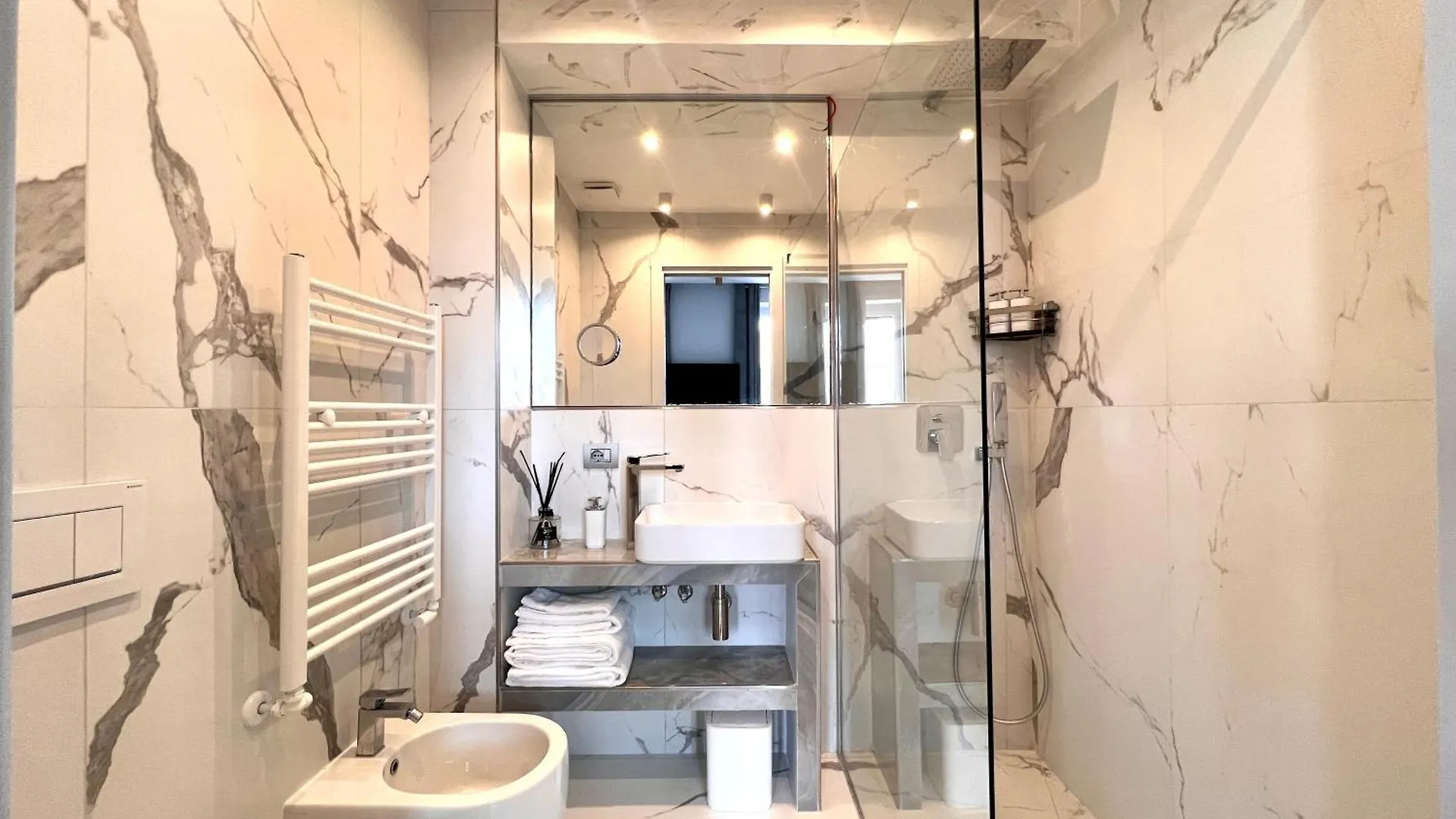 Luxury Suite Monti Quirinale Rome 0*,  Italy